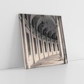Obraz na płótnie 70x70 - Kolumny Elegancji - architektura, kolumny