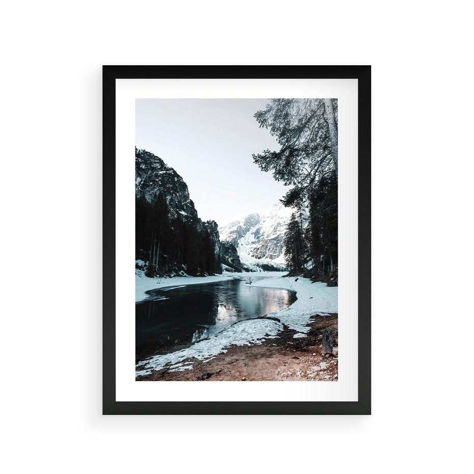 Plakat w ramie 30x40 - Zamarznięta Rzeka - zima w górach, zamarznięta rzeka - rama czarna