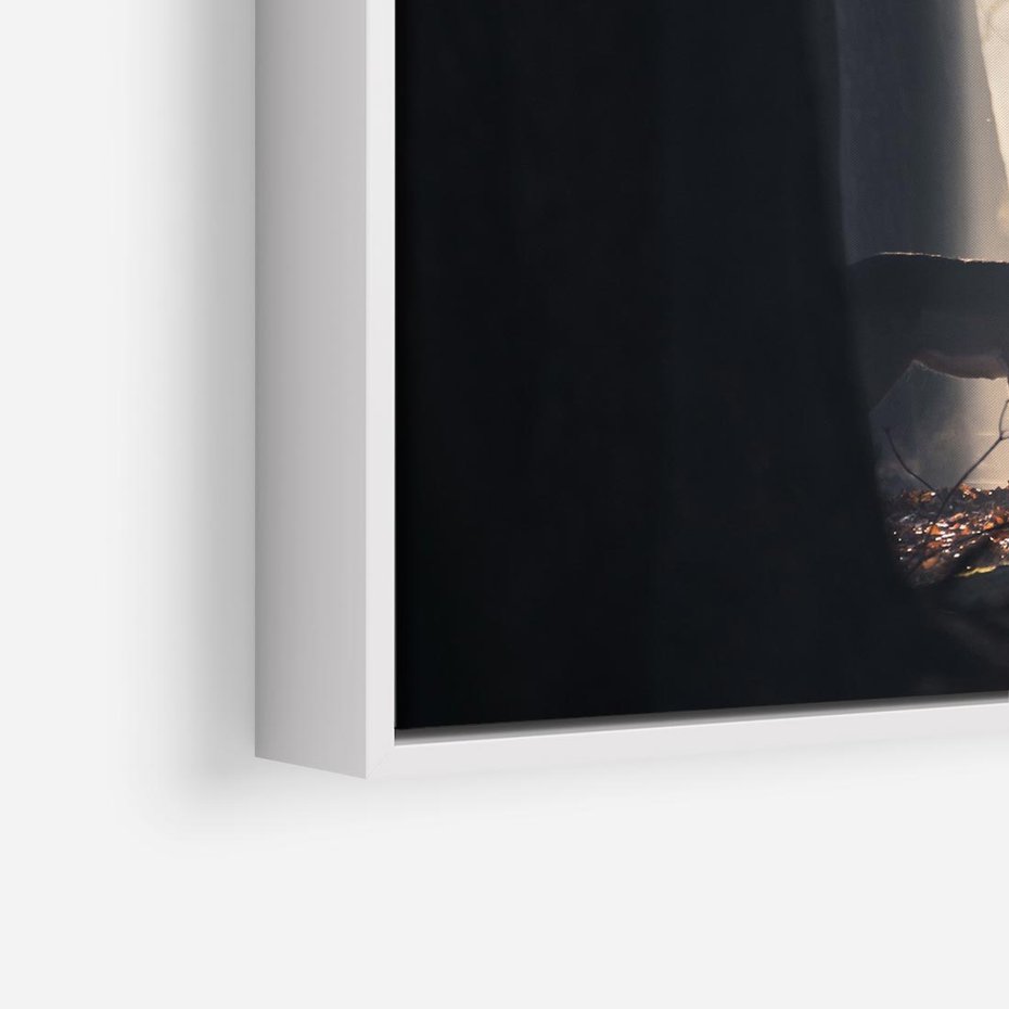 Obraz w ramie 50x50 - Sarnie Skoki - zdjęcie, klimatyczny las - rama biała