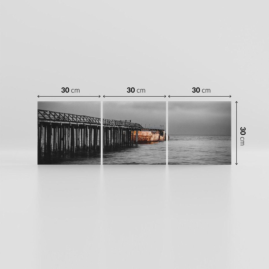 Obraz na płótnie 90x30 - Molo i wrak statku na plaży - molo, wrak