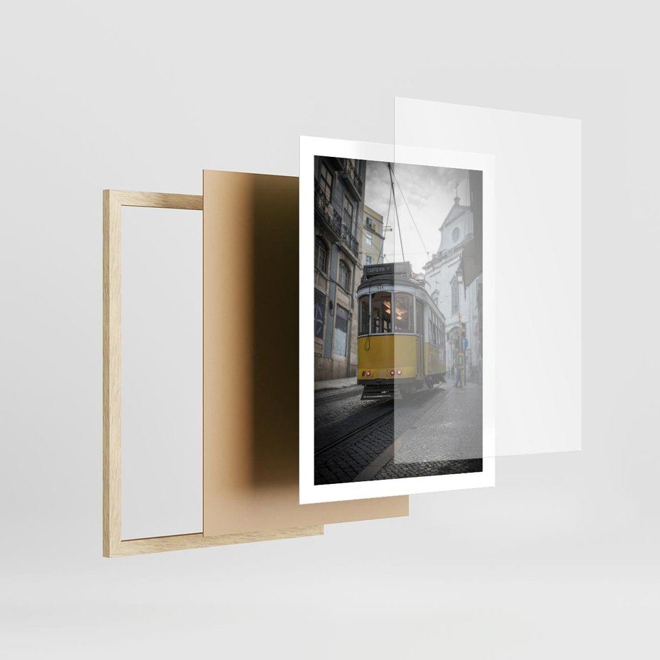 Plakat w ramie 50x70 - Urok tramwajów Lizbony - tramwaj, Lizbona - rama drewno