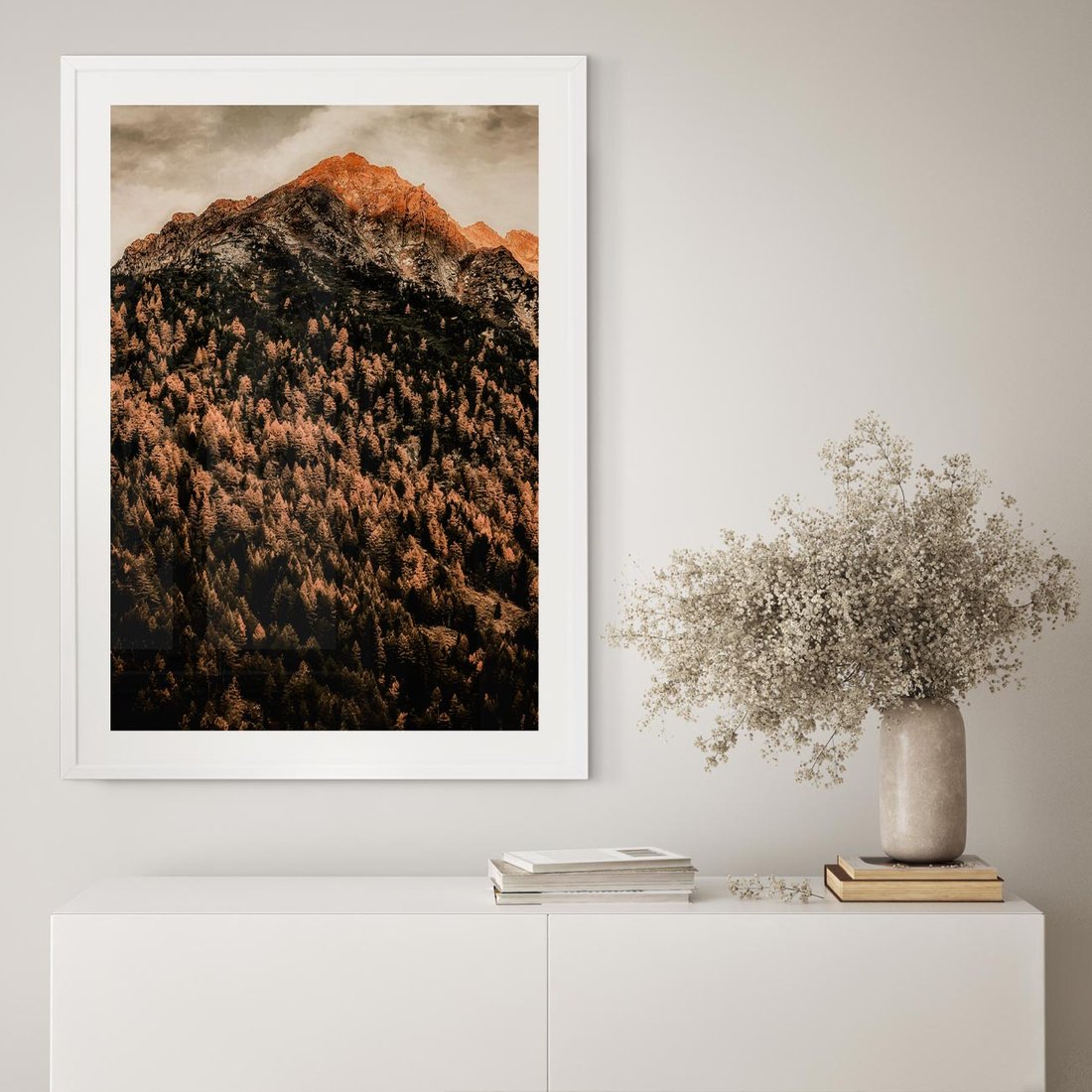 Plakat w ramie 30x40 - Jesienna Godzina w Górach - góry, las w górach - rama biała