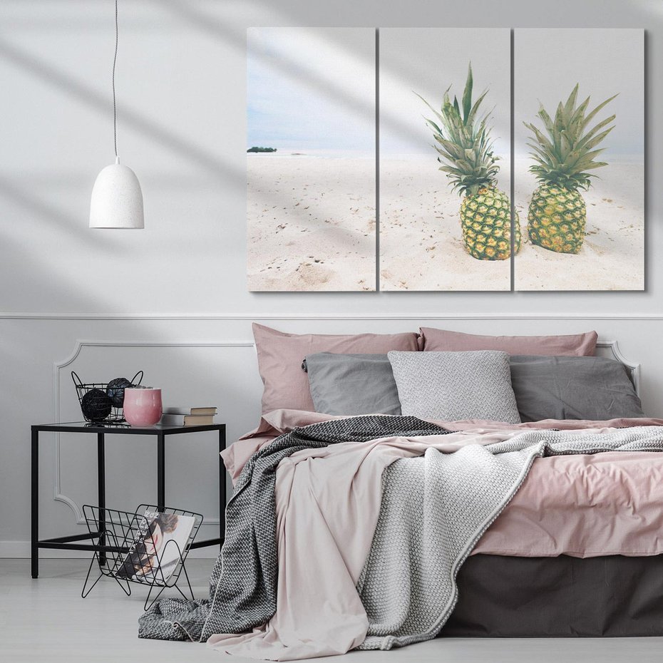 Obraz na płótnie 120x80 - Ananasy na Plaży - Egzotyczny Raj - ananasy, plaża