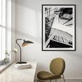 Plakat w ramie 40x50 - Wznoszący się Wysoko - architektura, wysoki wieżowiec - rama czarna