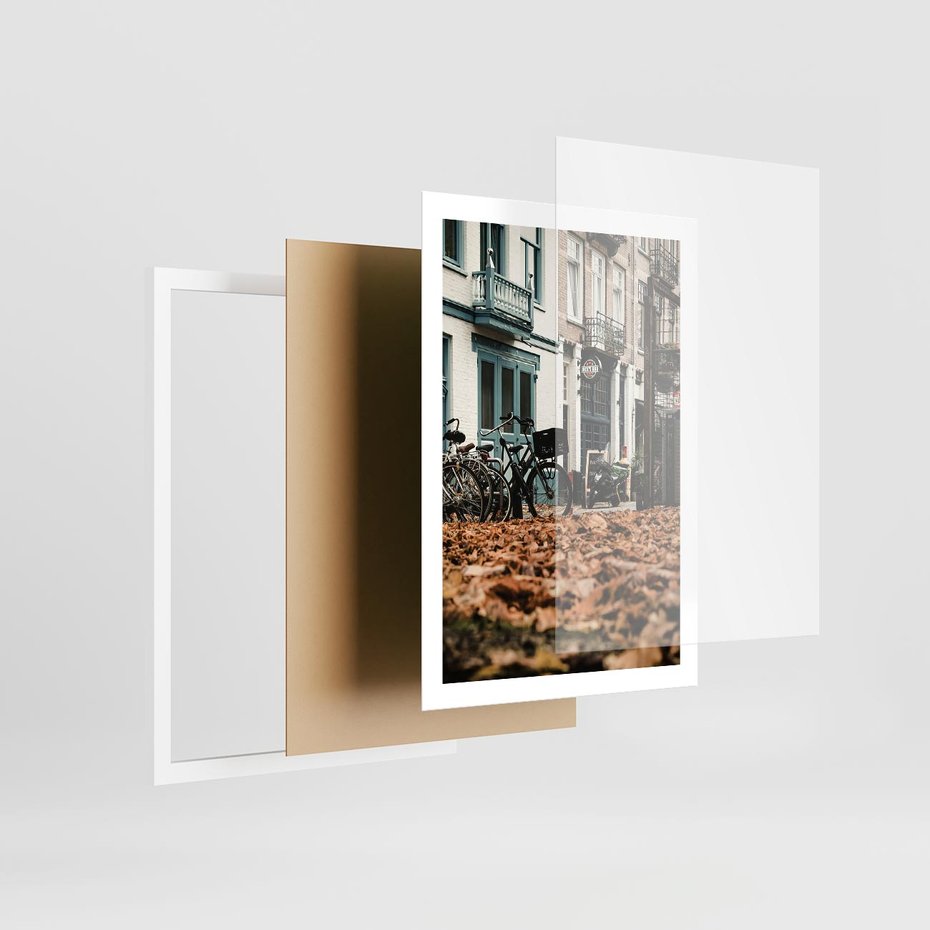 Plakat w ramie 50x70 - Rowery w Mieście pełnym Liści - rower, miasto - rama biała