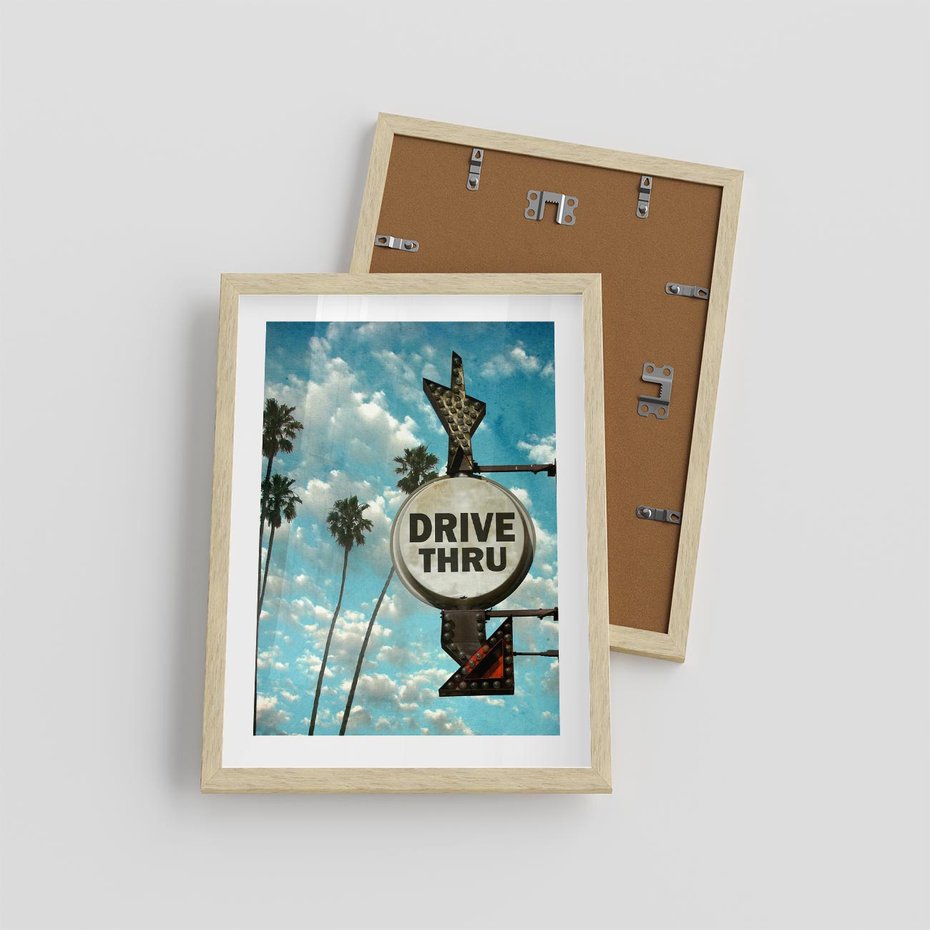 Plakat w ramie 30x40 - Znaki Palm: Relaksująca Oaza - znak, palmy - rama drewno