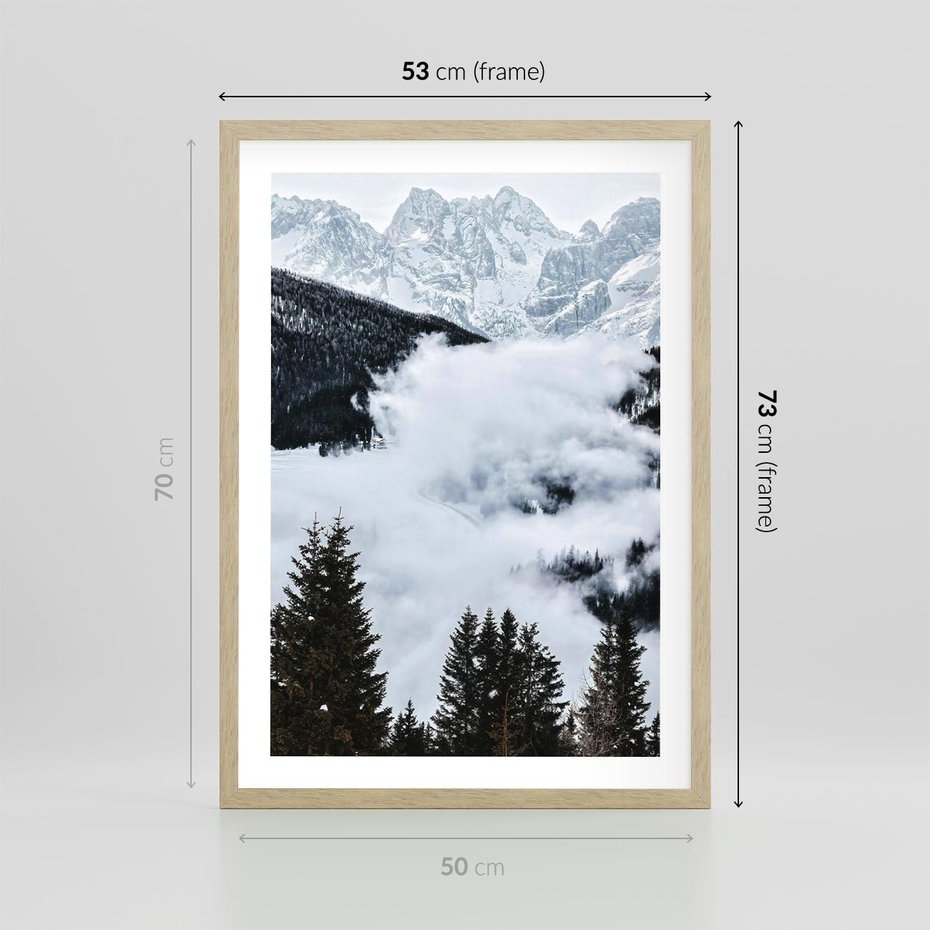 Plakat w ramie 50x70 - Zimowa Magia Gór: Śnieżne Szczyty - grajobraz górski, zima - rama drewno