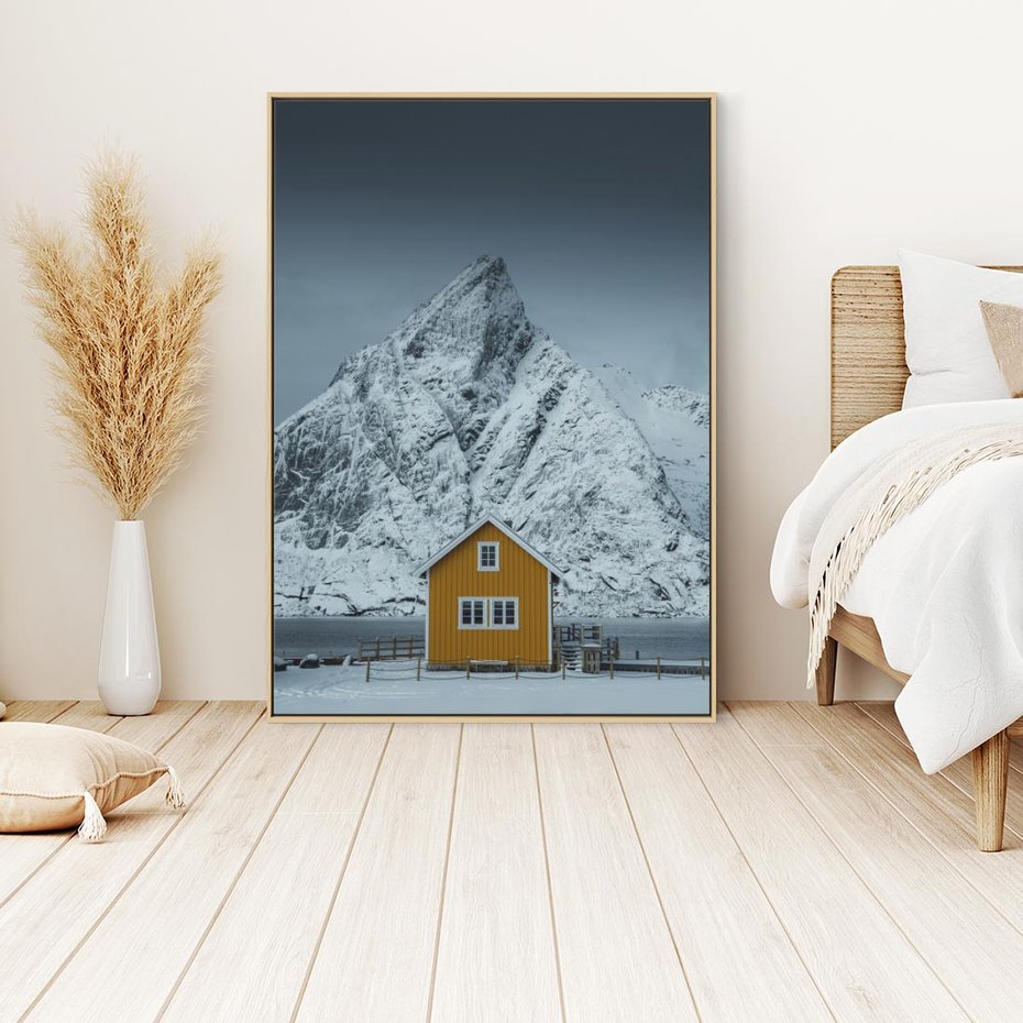 Obraz w ramie 70x100 - Urok Norweskich Domków - Skandynawia, Norwegia - rama drewno