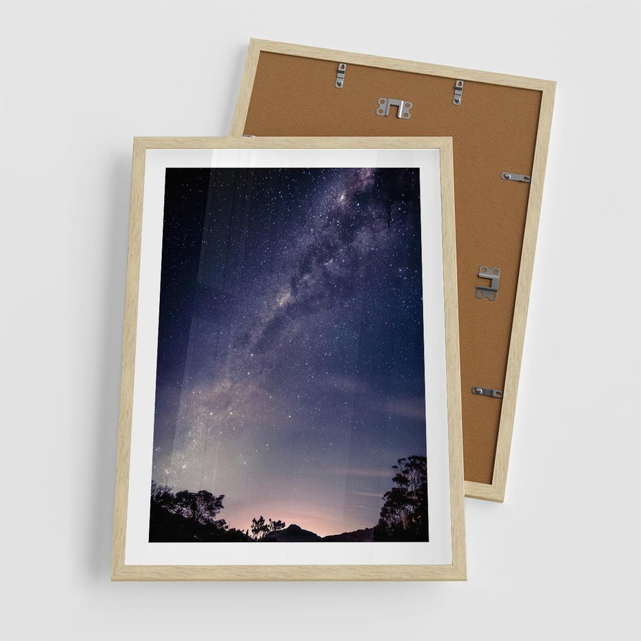 Plakat w ramie 50x70 - Gwiaździste Ujęcie - gwiaździste niebo, noc - rama drewno