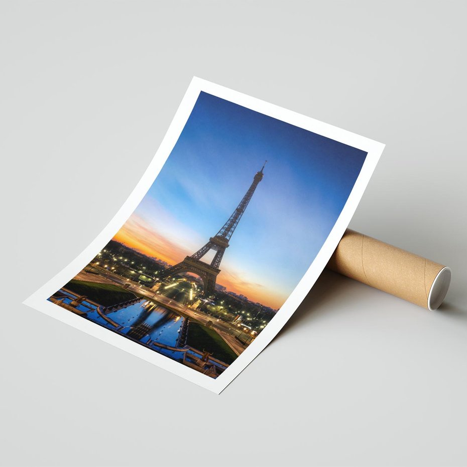 Plakat bez ramy 30x40 - Wieża Eiffla w Innej Odsłonie - wieża, Eiffla