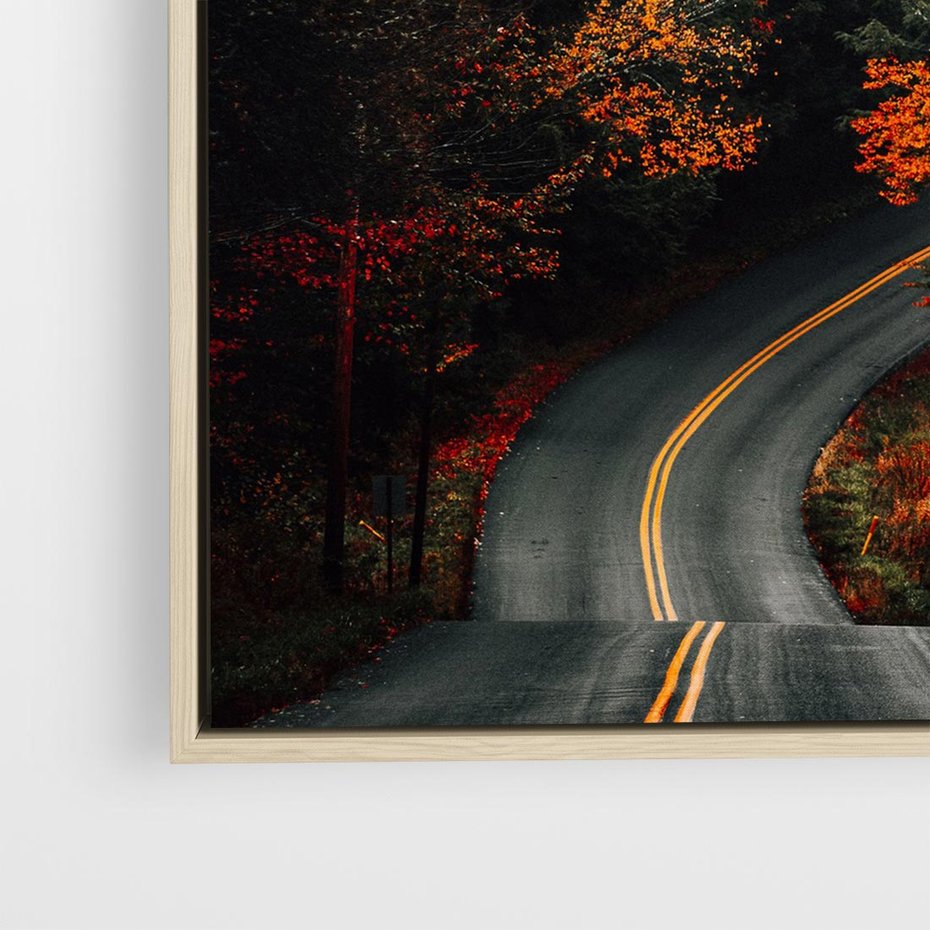 Obraz w ramie 50x50 - Jesienne Podróżowanie - fotografia, jesień - rama drewno