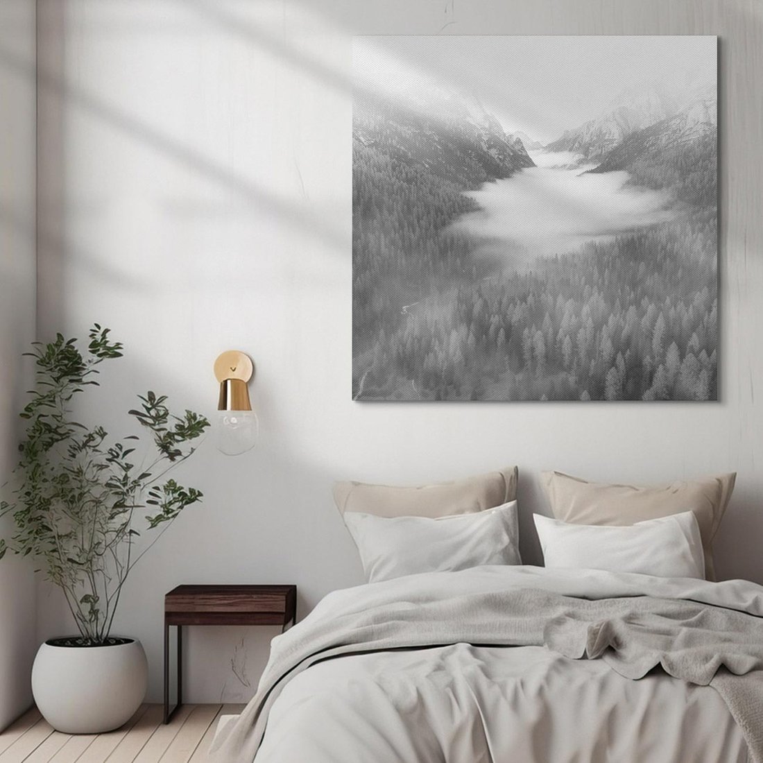 Obraz na płótnie 70x70 - Szare Góry - zamglony krajobraz, las