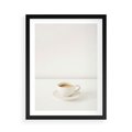 Plakat w ramie 50x70 - Kawa w Prostocie - kawa w filizance, białe tłó - rama czarna