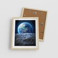 Plakat w ramie 40x50 - Mistrzowskie spojrzenie na Ziemię - ziemia, kosmos - rama drewno
