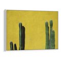 Obraz w ramie 120x80 - Refleksje w roślinnym odbiciu - zielone kaktusy na tle żółtej ściany, soczyste kolory - rama biała