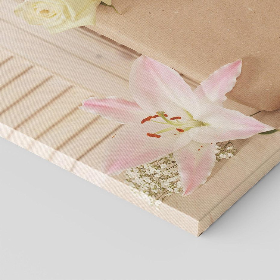 Obraz na płótnie 60x60 - Elegancja W Prostocie - kwiaty, mnimalizm