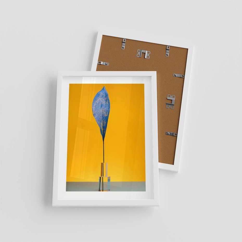 Plakat w ramie 30x40 - Niebiańskie liście - liść, liście - rama biała