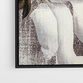 Obraz w ramie 70x100 - Tekstura Kwiatu - białe kwiaty, duży kwiat - rama czarna