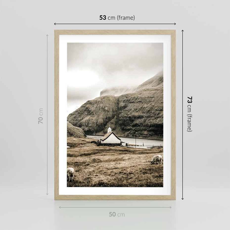 Plakat w ramie 50x70 - Kościół na Wzgórzu: Sepia Nostalgii - kościół w górach, na wzgórzu - rama drewno
