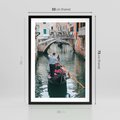 Plakat w ramie 50x70 - Kanały Wenecji - gondola, Wenecja - rama czarna