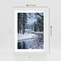 Plakat w ramie 30x40 - Śnieżne cuda - zima, las - rama biała