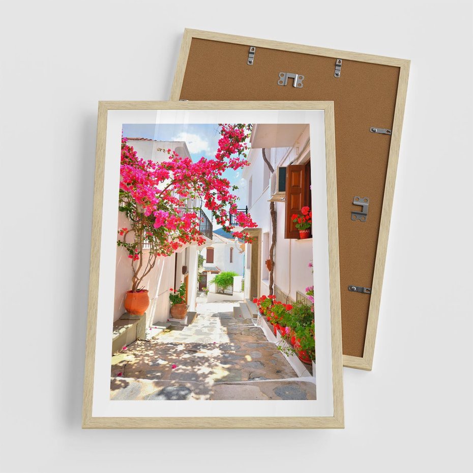 Plakat w ramie 50x70 - Kwiatowa uliczka wakacji - kwiaty, uliczka - rama drewno