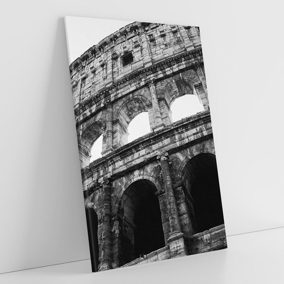 Obraz na płótnie 50x70 - Koloseum w Czarnej Bieli - antyczna architektura, koloseum