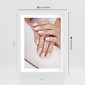 Plakat w ramie 30x40 - Piękno manicure - manicure, paznokcie - rama biała