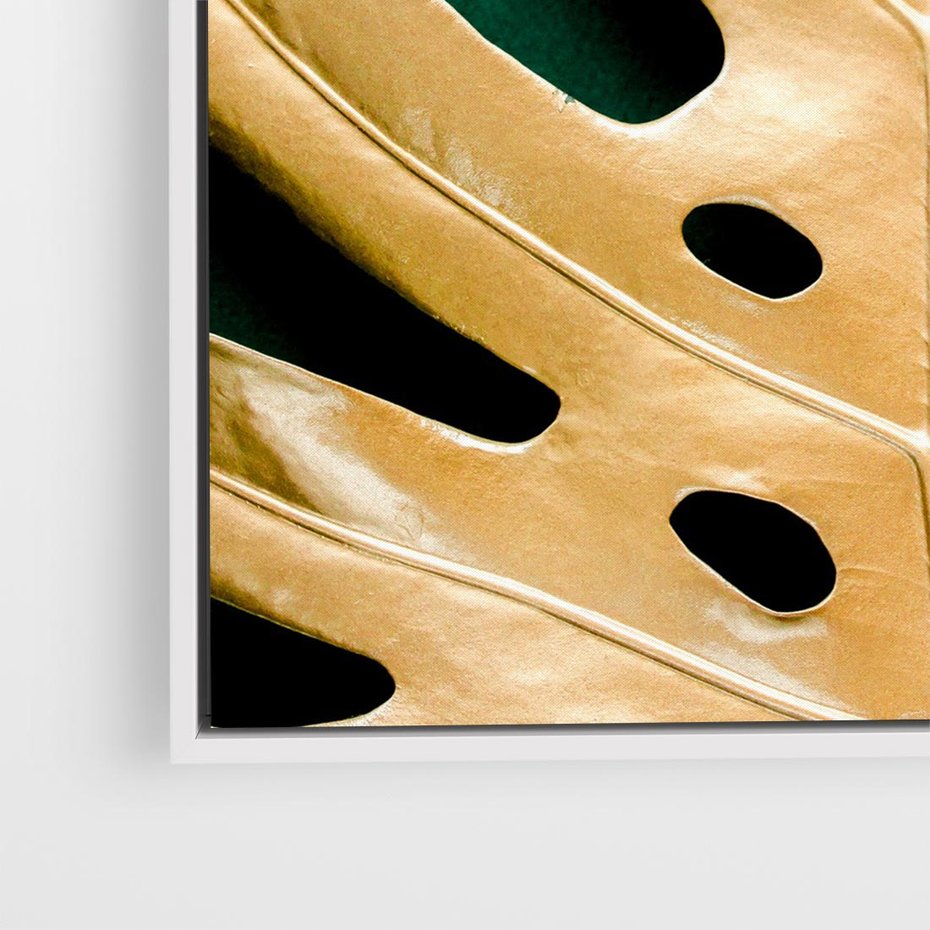 Obraz w ramie 50x50 - Piękno i Styl - złote, liście - rama biała