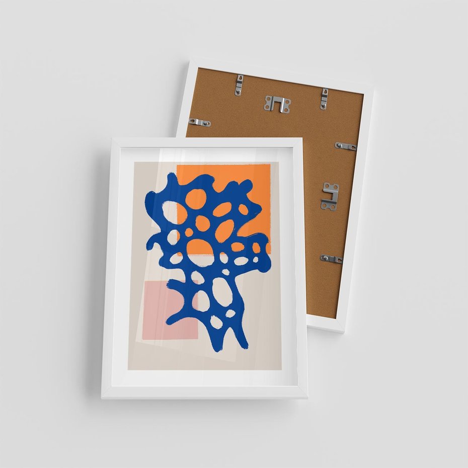 Plakat w ramie 30x40 - Migotliwe Nastroje - abstrakcyjna niebieska forma, dziwne kształty - rama biała