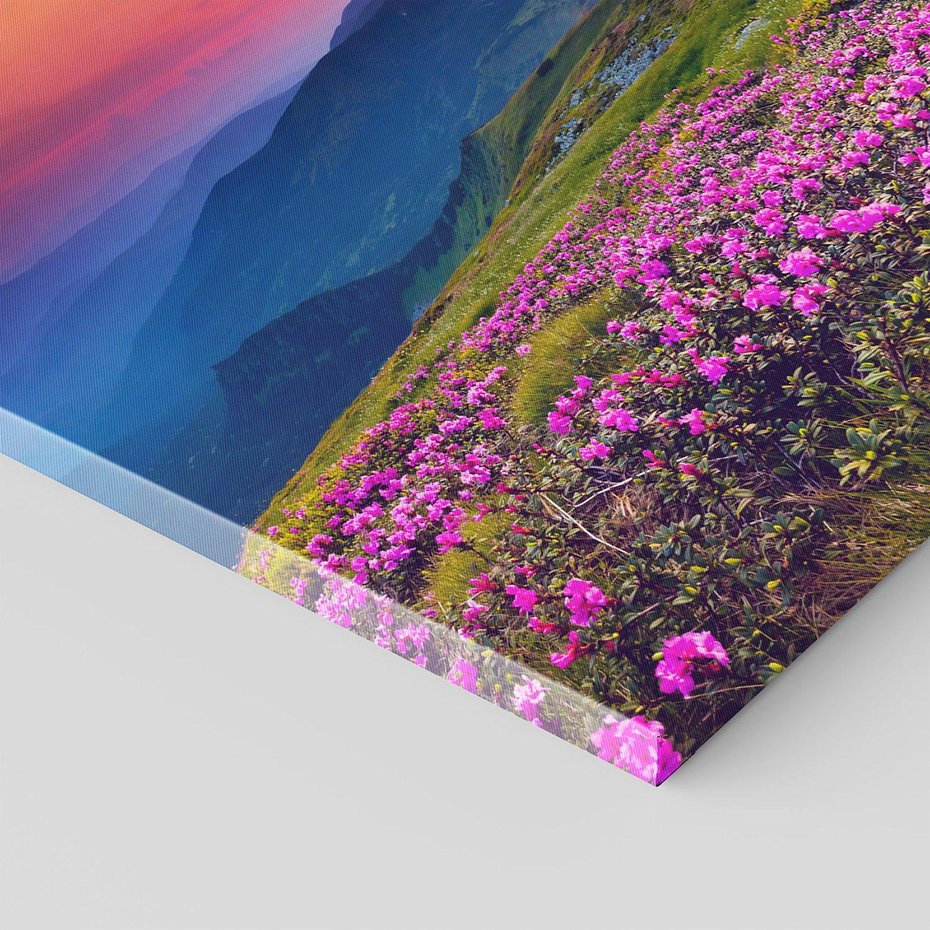 Obraz na płótnie 80x120 - Górski Zachód - góry, łąka