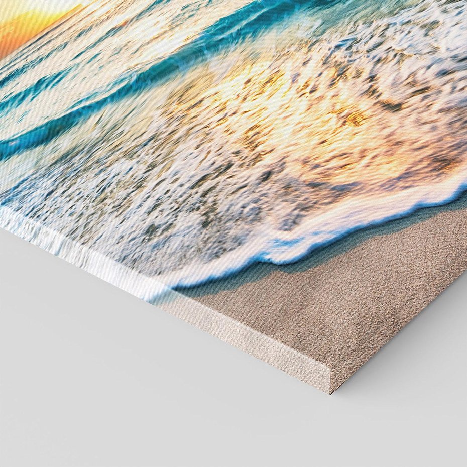 Obraz na płótnie 70x70 - Spokój morza: moment relaksu - plaża, morze