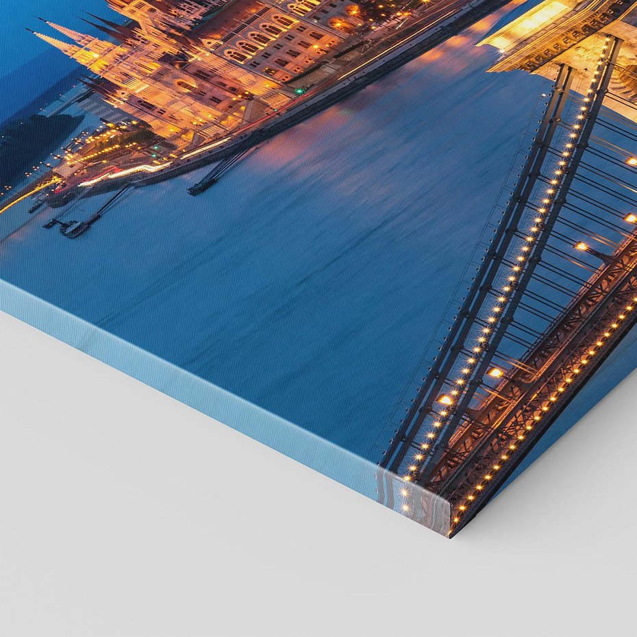 Obraz na płótnie 80x80 - Mostowe miasto nocą - miasto, most