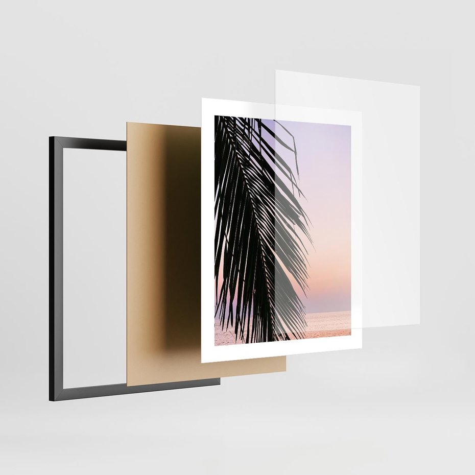 Plakat w ramie 40x50 - Liście Palmy nad Morzem - zachód słońca, liście palmy na tle nieba i morza - rama czarna