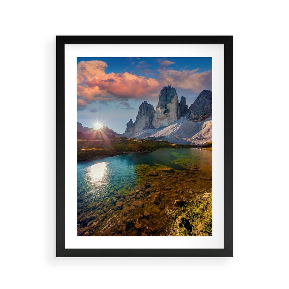 Plakat w ramie 40x50 - Jezioro wśród majestatycznych gór - jezioro, góry - rama czarna