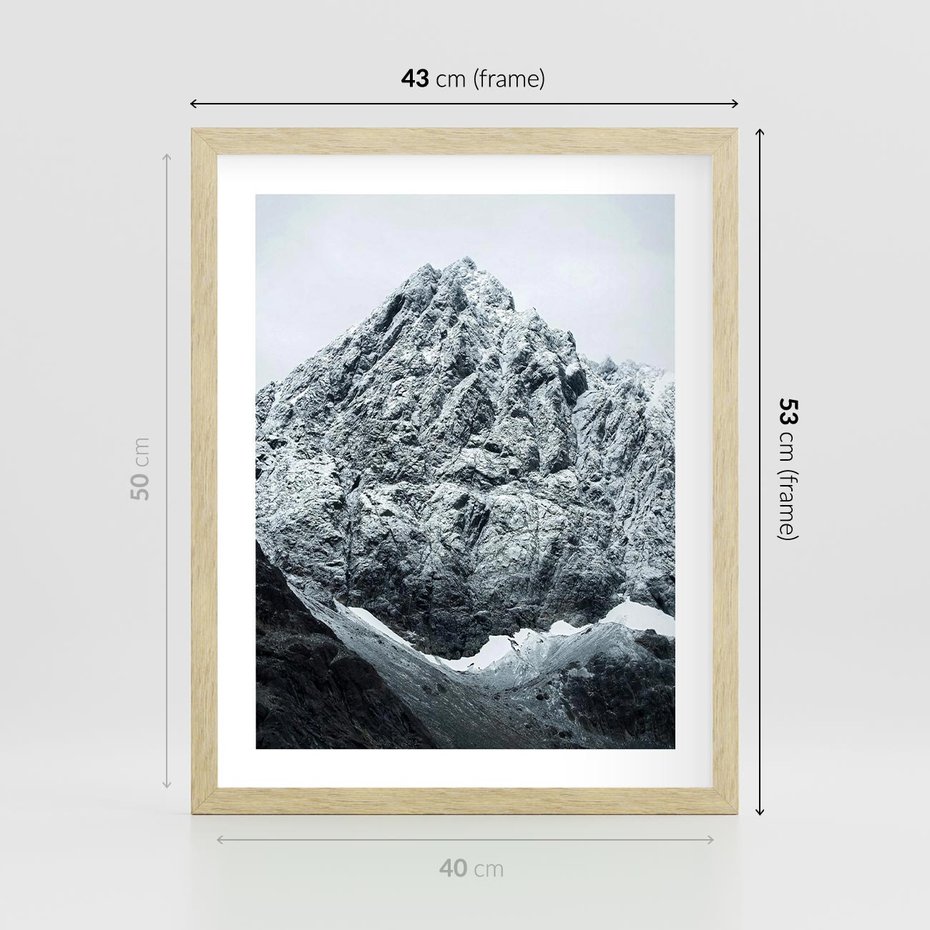 Plakat w ramie 40x50 - Surowość Gór - śnieg, zima w górach - rama drewno