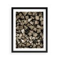Plakat w ramie 40x50 - Piękno Drewna - belki drewna, drewno - rama czarna