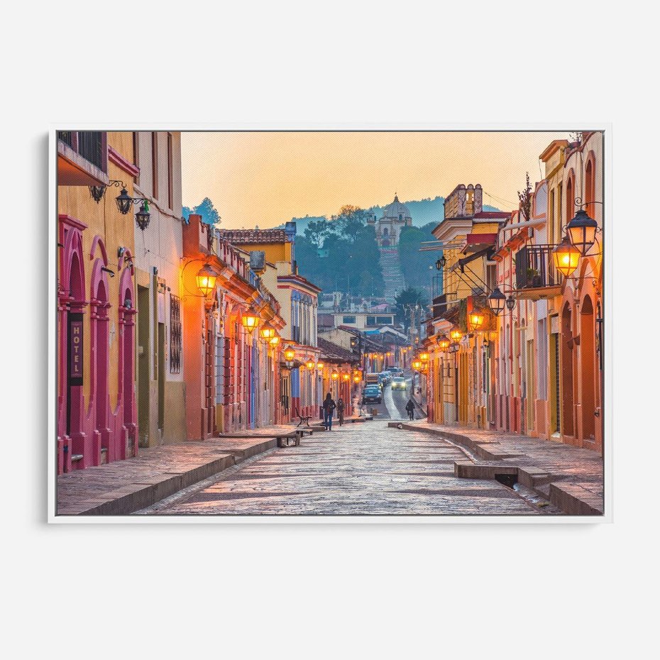 Obraz w ramie 100x70 - W stronę marzycielskich horyzontów - włoska uliczka, wieczór - rama biała