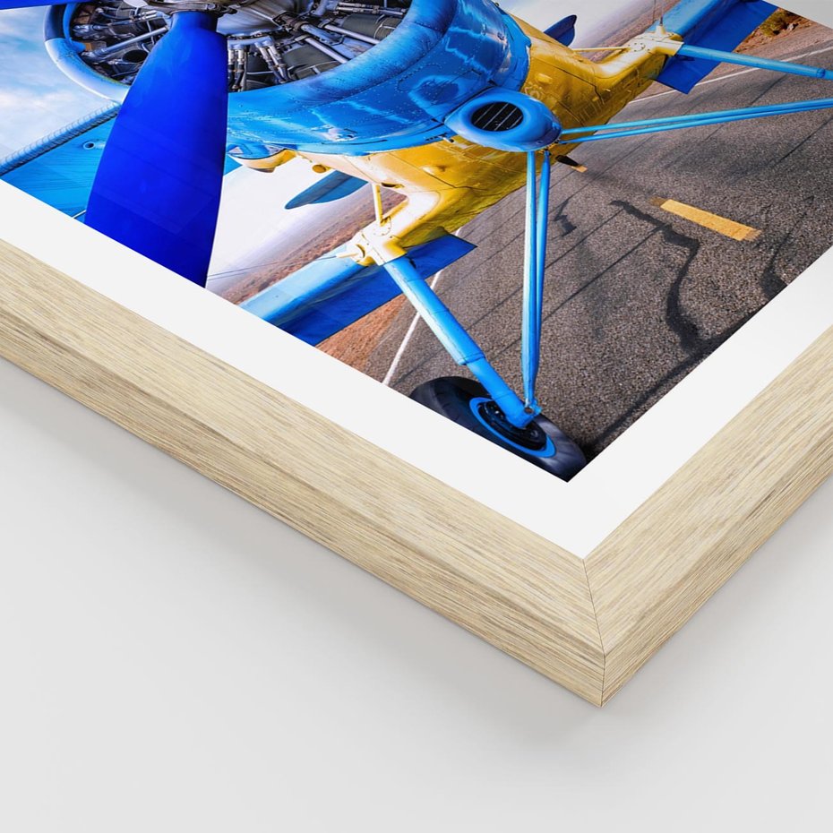 Plakat w ramie 40x50 - Śmigłowiec indygo - samolot, śmigło - rama drewno