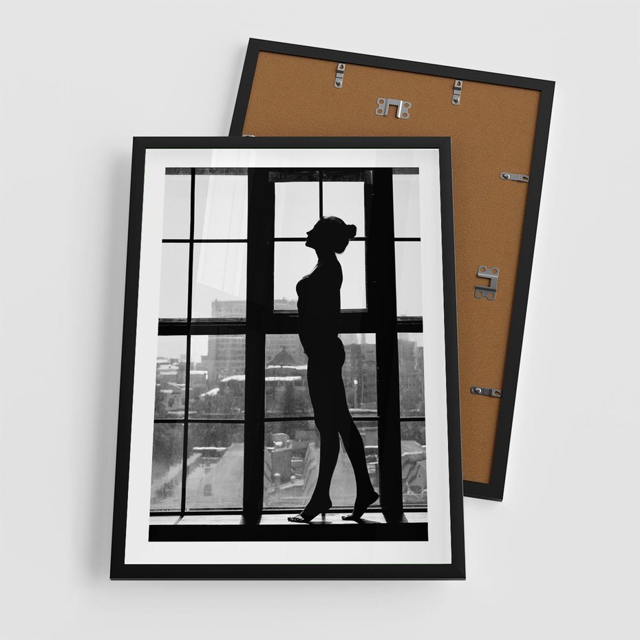 Plakat w ramie 50x70 - Piękno Kobiecej Formy - retro zdjęcie, czarno białe - rama czarna