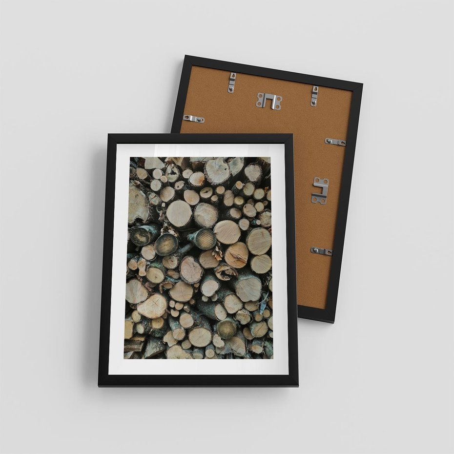 Plakat w ramie 30x40 - Bliskość Natury - drewno, las - rama czarna