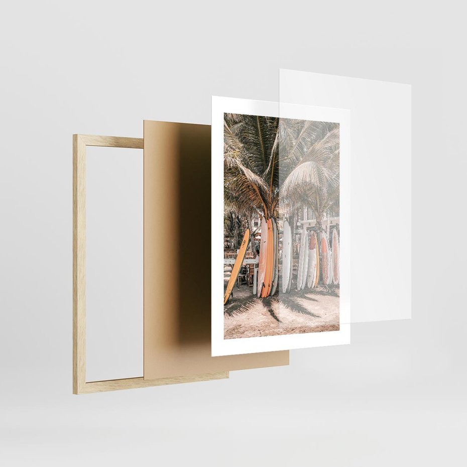 Plakat w ramie 30x40 - Surfingowy Raj - deski surfingowe, na plaży - rama drewno