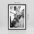 Plakat w ramie 50x70 - Rower w Kontraście - rower, czarno - rama czarna