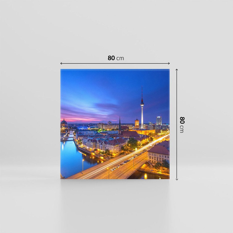 Obraz na płótnie 80x80 - Miasto nocą - tajemnicza atmosfera - Miasto, noc