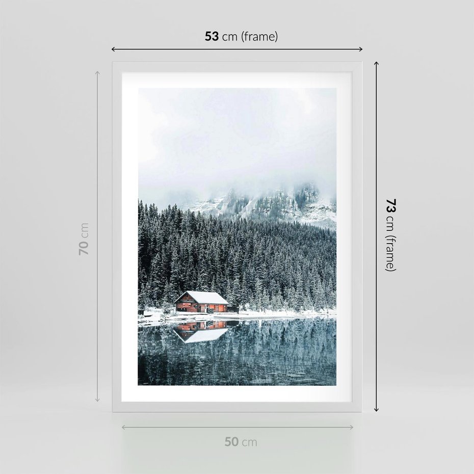 Plakat w ramie 50x70 - Biały Domek - domek w górach, zima - rama biała