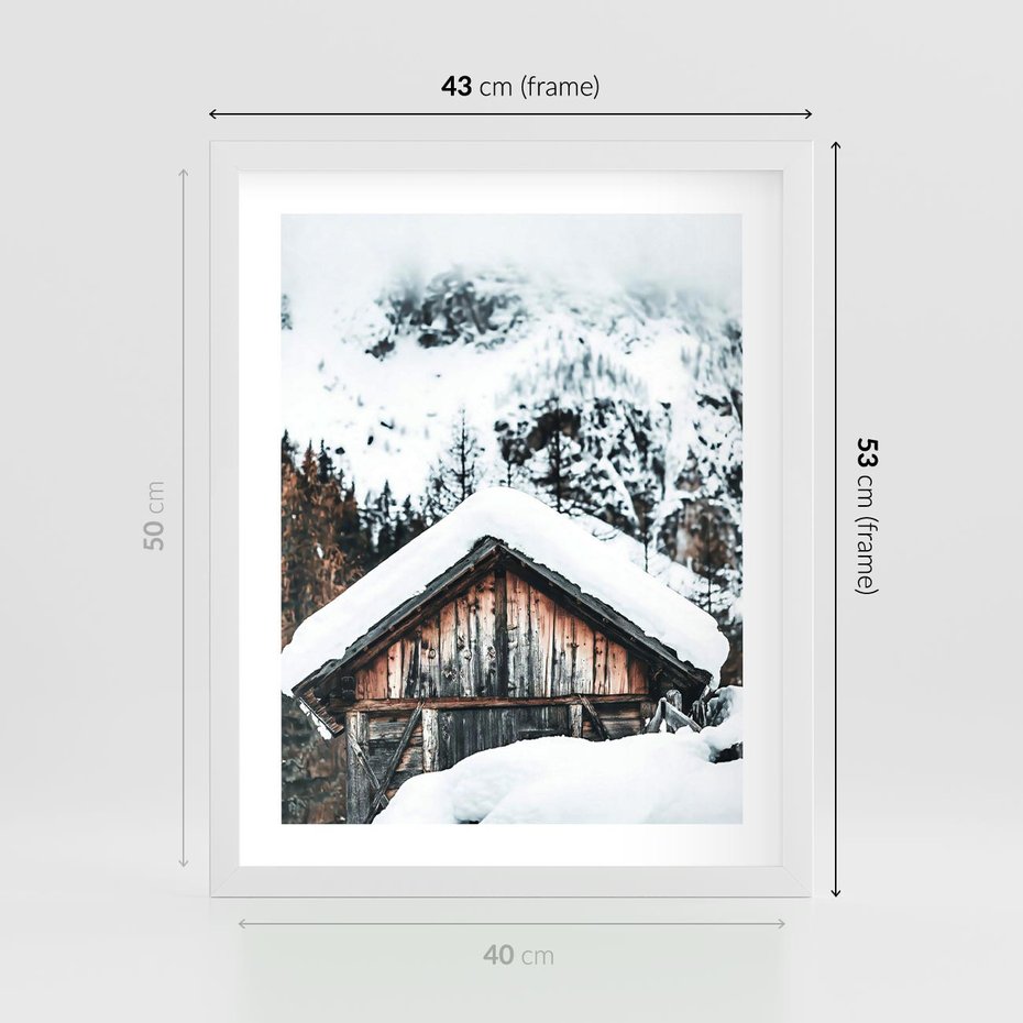 Plakat w ramie 40x50 - Domek w Górach w Białym Odcieniu - zima, domek w górach - rama biała