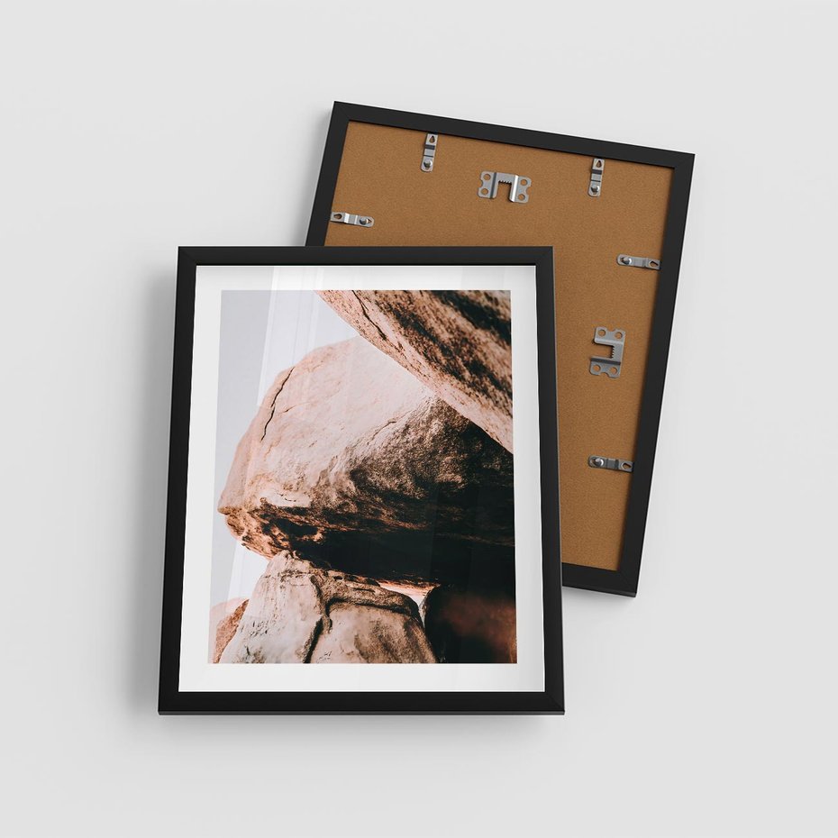 Plakat w ramie 40x50 - Tekstura Brązu - skały, głazy - rama czarna