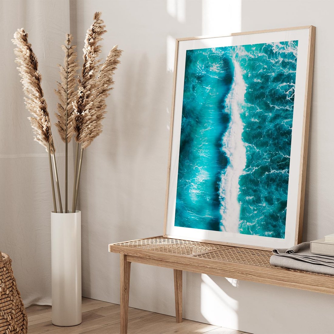 Plakat w ramie 40x50 - Błękitna Siła Oceanu - fale, ocean - rama drewno