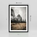 Plakat w ramie 50x70 - Mglisty Pejzaż Górski: Urok Niewidzialnośc - góry, krajobraz - rama czarna