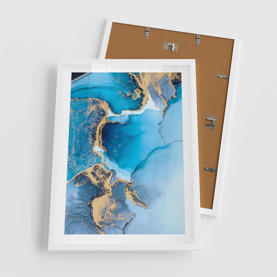 Plakat w ramie 50x70 - Elegancja i Wyrafinowanie - marmur, złoto - rama biała